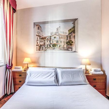 Cozy Flat In Trevi Fountain Roma Exterior foto