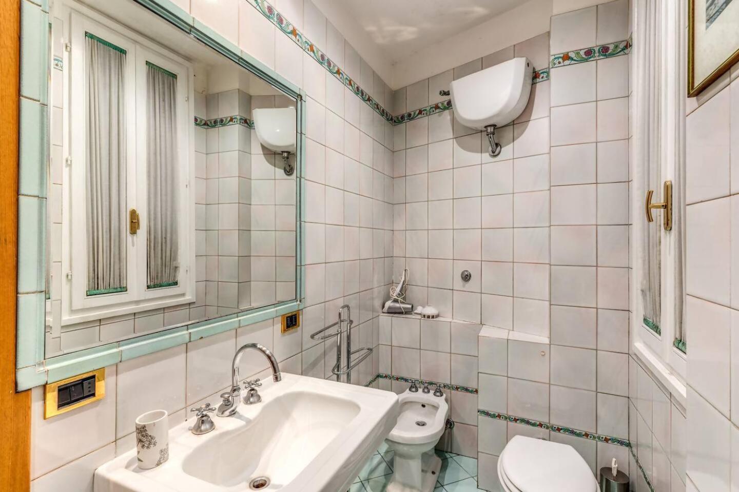 Cozy Flat In Trevi Fountain Roma Exterior foto