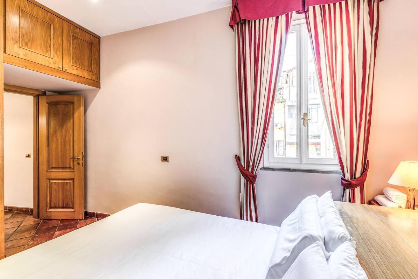 Cozy Flat In Trevi Fountain Roma Exterior foto
