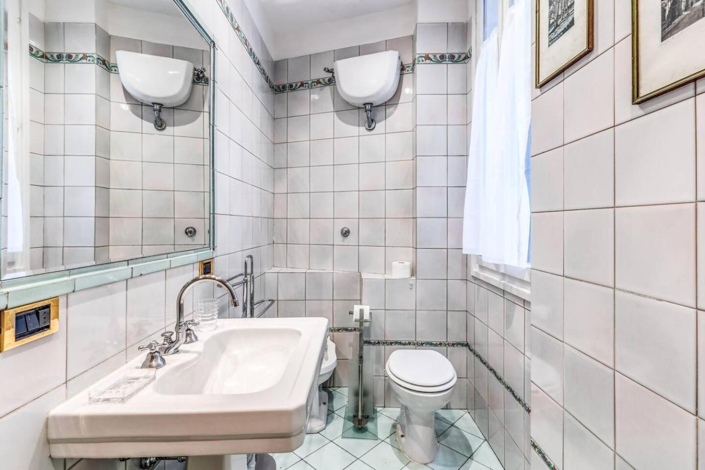 Cozy Flat In Trevi Fountain Roma Exterior foto