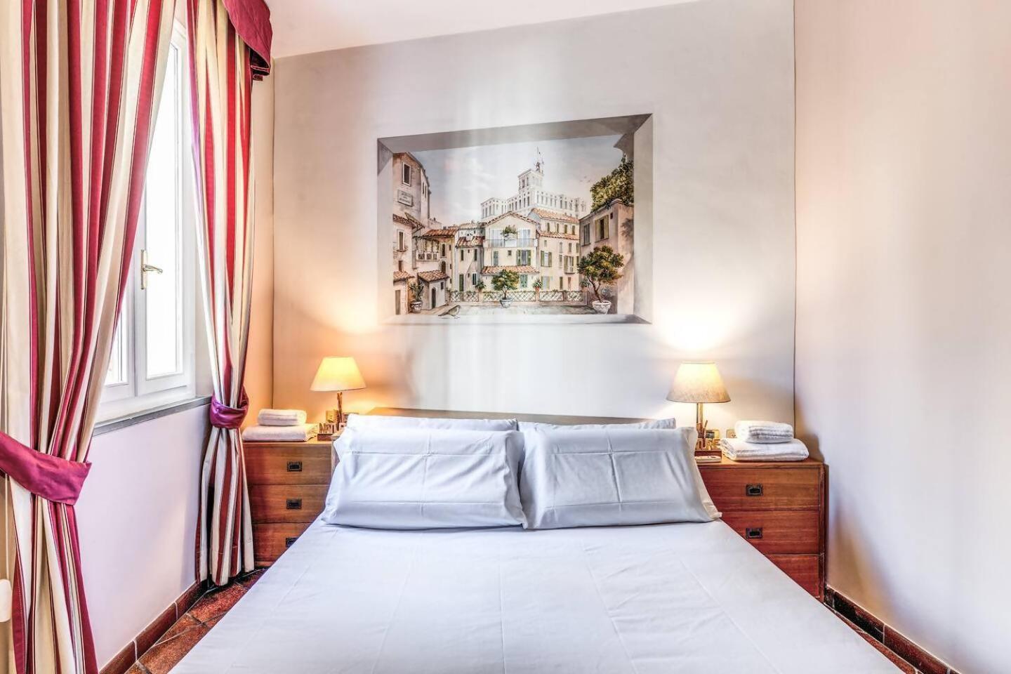 Cozy Flat In Trevi Fountain Roma Exterior foto